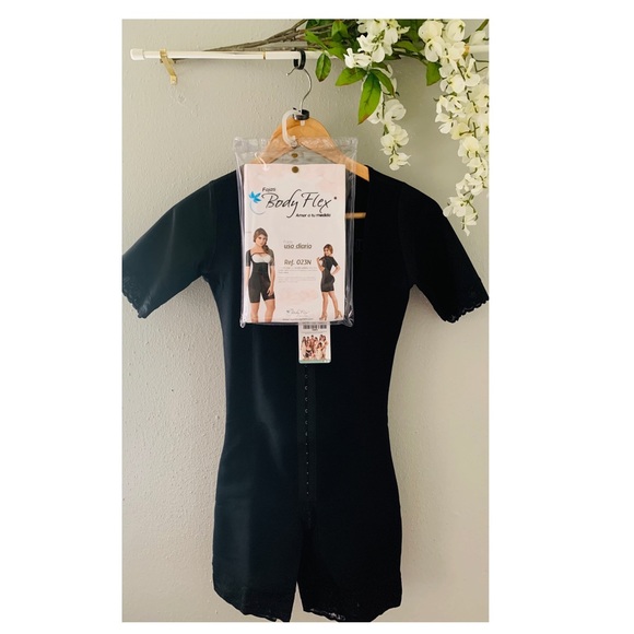 Fajas - Picture 3 of 8